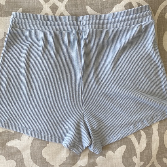Baby blue super soft ribbed sleep shorts - Picture 3 of 3